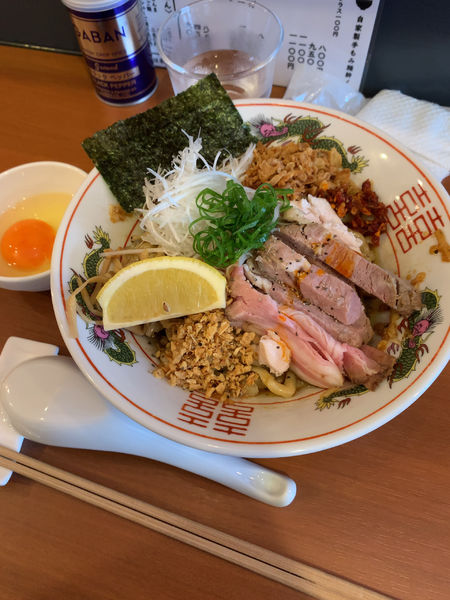 「まぜそば+卵黄(名古屋コーチン)」@自家製手もみ麺 鈴ノ木の写真