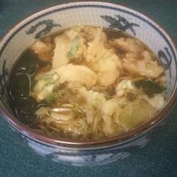 バラ玉ネギ天そば(¥370)