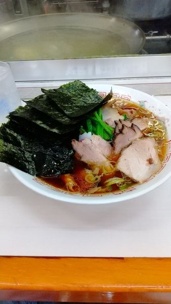 「青島ラーメン＋チャーシュー＋のり」@青島食堂 秋葉原店の写真