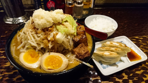 「味噌次郎+大盛り+味玉+Aセット」@北のらーめん 美空の写真