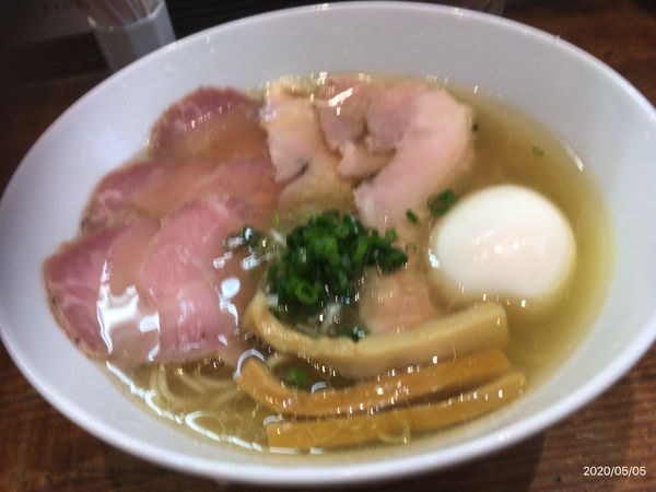 「しお全部のせ」@町田汁場 しおらーめん 進化の写真