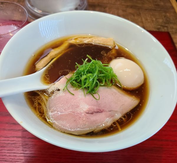 「味玉醤油蕎麦¥1000」@神保町黒須の写真