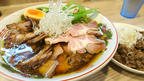 「【昼】特製醤油+葱皮」@くじら食堂bazar 三鷹店の写真