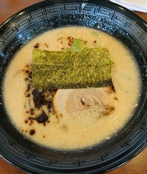 「豚骨味噌ラーメン＋替え玉」@四十四代目 哲麺 幸手店の写真