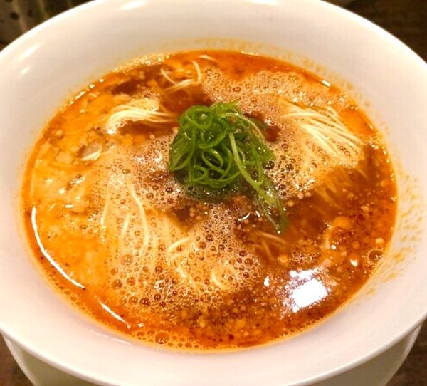 「坦々麺(900円)」@創作麺工房 鳴龍の写真