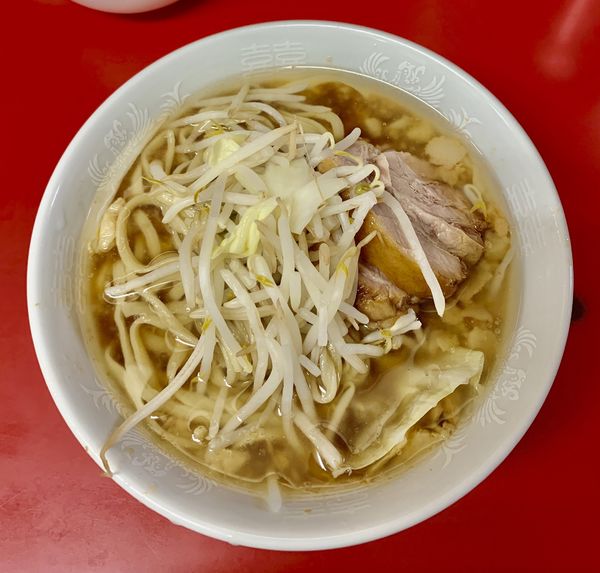 「小ラーメン(麺半) ¥750」@ラーメン二郎 千住大橋駅前店の写真