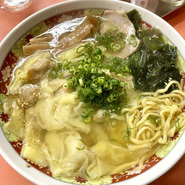 「雲呑塩麺」@珍來 北千住店の写真