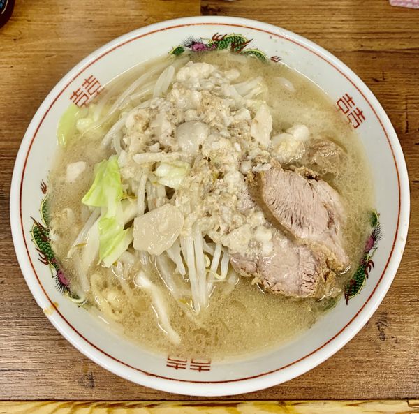 「小ラーメン(麺半) ¥700 野菜少なめ、アブラ」@ラーメン二郎 品川店の写真