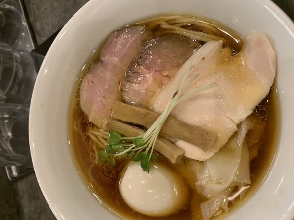 「特製醤油ラーメン」@らぁ麺 やまぐちの写真