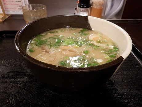 「鶏ガラ豚骨醤油　ラーメン」@青山ふ〜ちんの写真