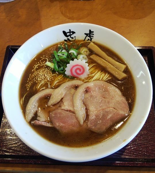 「忠虎流サンマ節醤油 980円」@自家製麺 ラーメン創房 忠虎の写真