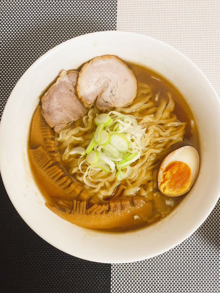 「煮干醤油らーめん」@麺や 七彩 八丁堀店の写真