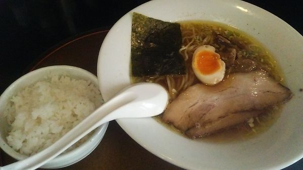 「らーめん 800円＋小ライス 120円」@信濃神麺 烈士洵名の写真