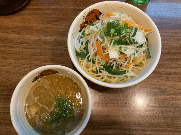 「野菜濃厚つけめん 大盛 プレーン（850円）」@らーめん かいじ 東仙台店の写真