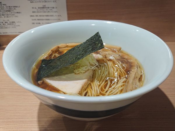 「醤油」@支那そば 孤高の写真