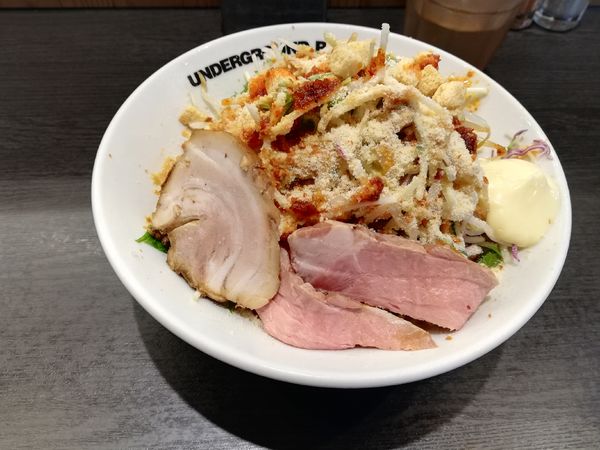 「冷やし中華　期間限定」@UNDERGROUND RAMEN 川越仲町の写真