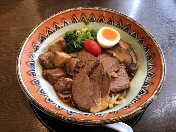 「香露マタギそばプラス猪肉マシ」@麺創 なな家の写真