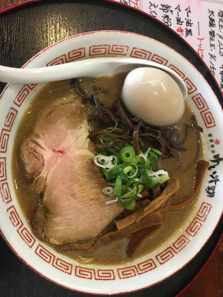 「濃厚とんこつ」@豚骨商店 ゆい六助 上田店の写真