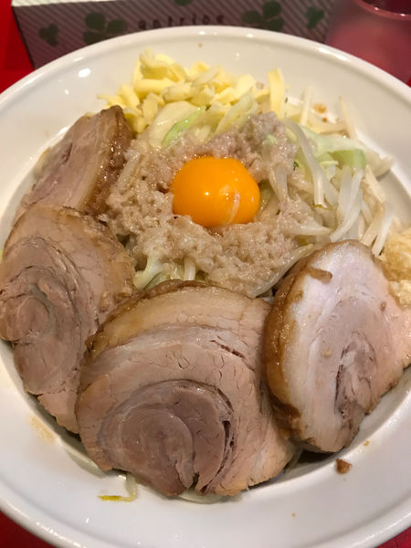 「肉増しまぜそば醤油大 ニンニクアブラチーズ」@麺処 MORI MORIの写真