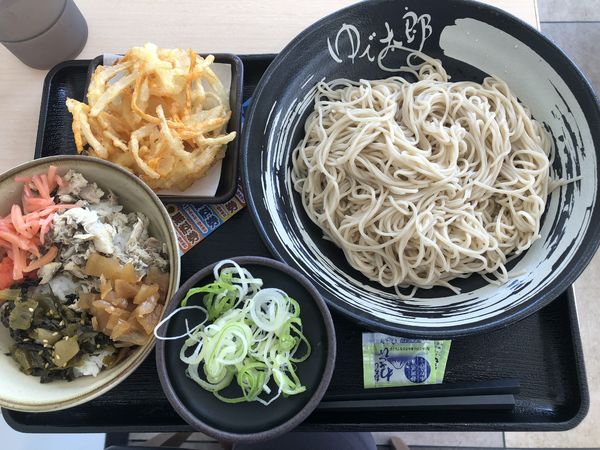 「朝蕎麦焼鯖ごはん+麺大盛・かき揚げ（無料）380円」@ゆで太郎 入間宮寺店の写真