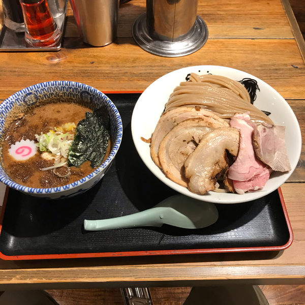 「濃厚つけ麺　焼豚　大？」@松戸中華そば 富田食堂の写真