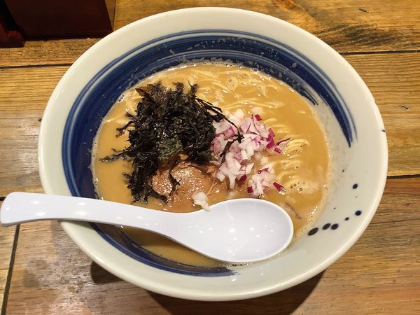 「鯛白湯」@麺屋 翔 みなとの写真