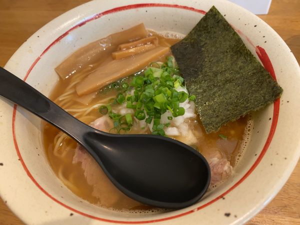 「らー麺」@麺や うしおの写真