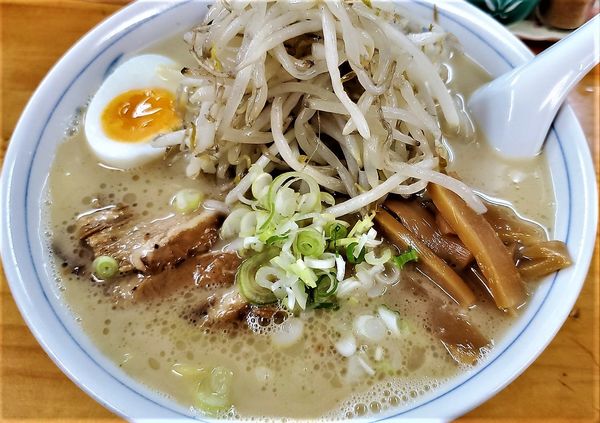 「塩とんこつチャーシャー麺」@ラーメン 利尻 北茨城本店の写真