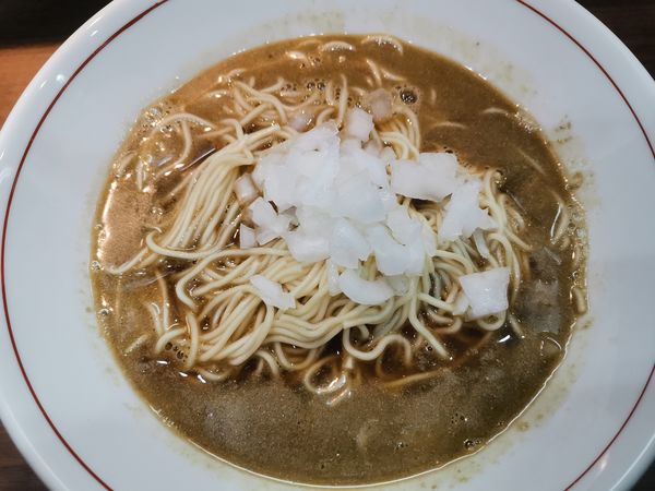 「煮干しソバ かけ」@Noodle&Spice curry 今日の1番の写真