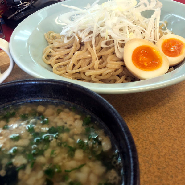 「海老薫る（えびかおる）濃厚あさり醤油つけ麺　味玉」@ラーメン山岡家 大泉店の写真