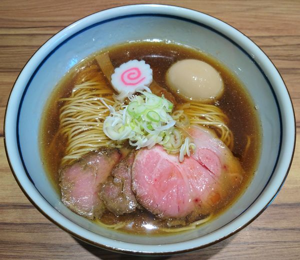 「醤油そば＋味付けたまご」@中華そば 堀川の写真