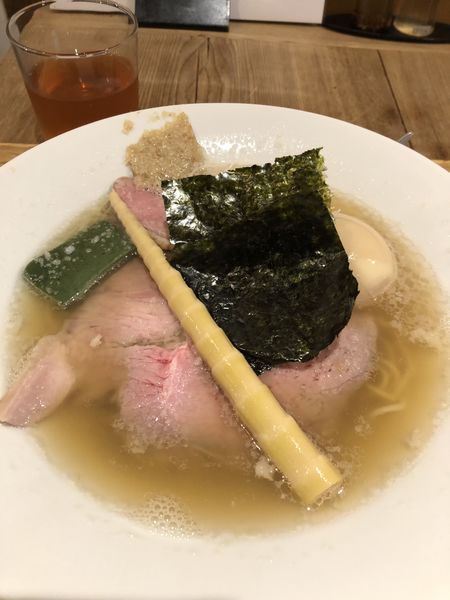 「特製白醤油（コク）」@清湯豚骨白醤油拉麺 LABO麺の写真