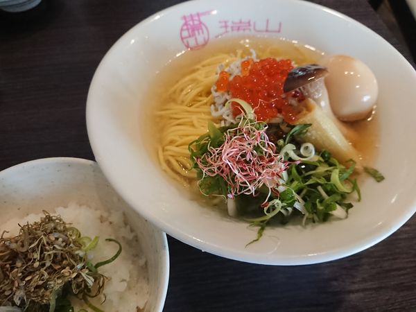 「【限定】鯛出汁の冷たいイクラしらす蕎麦(割ご飯付き)950円」@中華蕎麦 瑞山（ZUIZAN）の写真