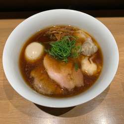 特製醤油らぁ麺