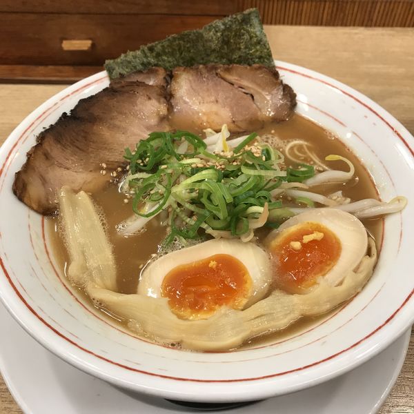 「元町らーめん（￥790）」@らーめん 元町軒 サンプラザ店の写真