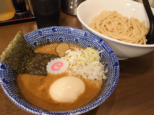 「つけ麺（中盛）＋味玉」@狼煙 東大宮店の写真
