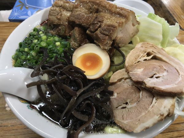 「育元ラーメン TP太肉」@熊本らーめん 育元の写真