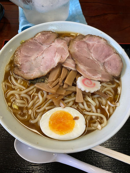 「中華そば　中」@日の出屋の写真