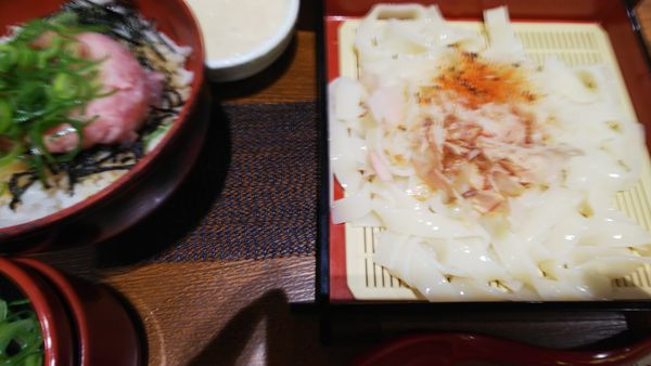 「きしめん」@きしめん平川 上郷SA店の写真