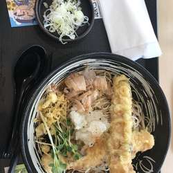 太刀魚の竹輪そば　560円