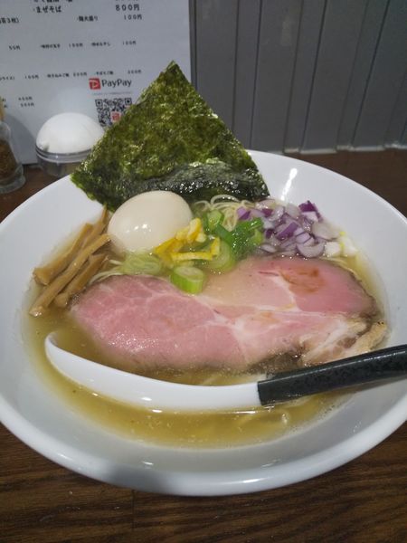 「【限定】ウルメ煮干し塩そば」@らーめんぶたまろの写真