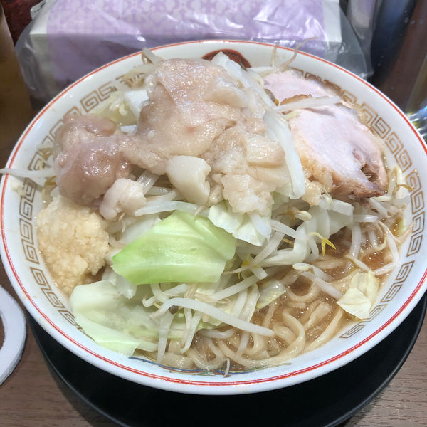「小ラーメン　にんにく、アブラ」@豚山 大森店の写真