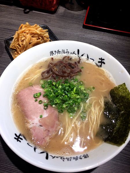 「らーめん￥650」@博多長浜らーめん いっき 戸塚安行店の写真