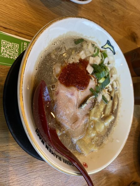 「すごい煮干しラーメン」@すごい煮干ラーメン凪 田町店の写真