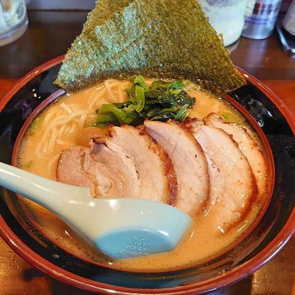 「醤油チャーシュー 1000」@麺屋TAKUMI 加須店の写真