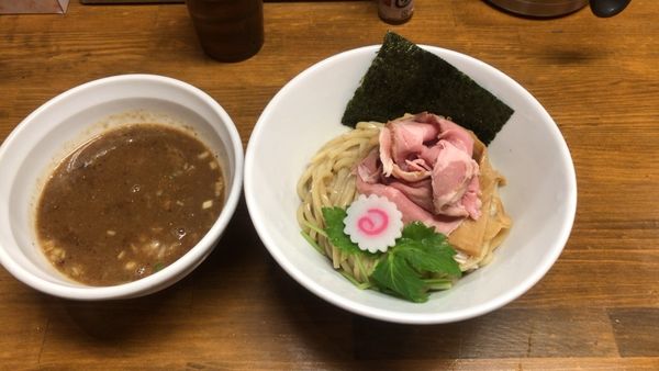 「濃厚煮干つけ麺」@馳走麺 狸穴の写真