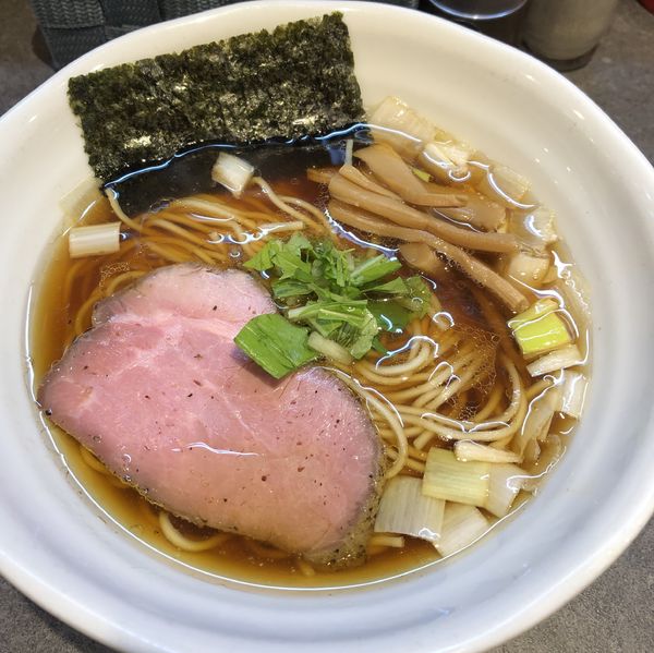 「鶏だし醤油RAMEN800円」@RAMEN 火影 produced by 麺処ほん田の写真