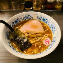 中華そば（並・麺少なめ￥800）