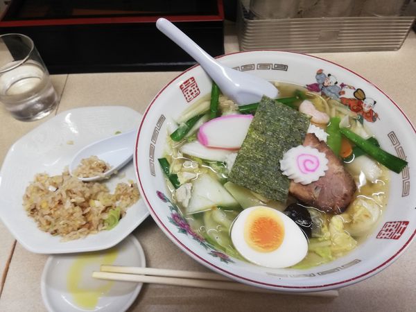 「五目めん＋半チャーハン　950円」@手もみラーメン 福すいの写真