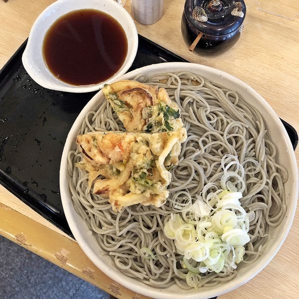 「かき揚げそば　￥４８０」@越後十日町そばと地酒の店 がんぎ 新川一丁目店の写真